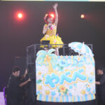 矢部浩之のフリフリアイドル衣装で『Yeah！めっちゃホリディ』！ナイナイ歌謡祭数々アーティストと送る