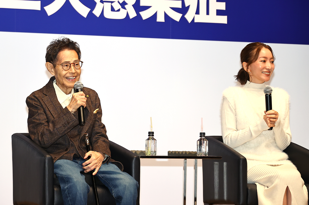 加藤茶 妻・加藤綾菜さんは「いてくれるとすごい安心」!『秋冬の感染症予防啓発イベント』に2
