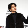 横浜流星 「雨でさわやかに振り返った」瞬間も！広瀬すずと『富士フイルム instax（R）“チェキ”新製品発表会』に