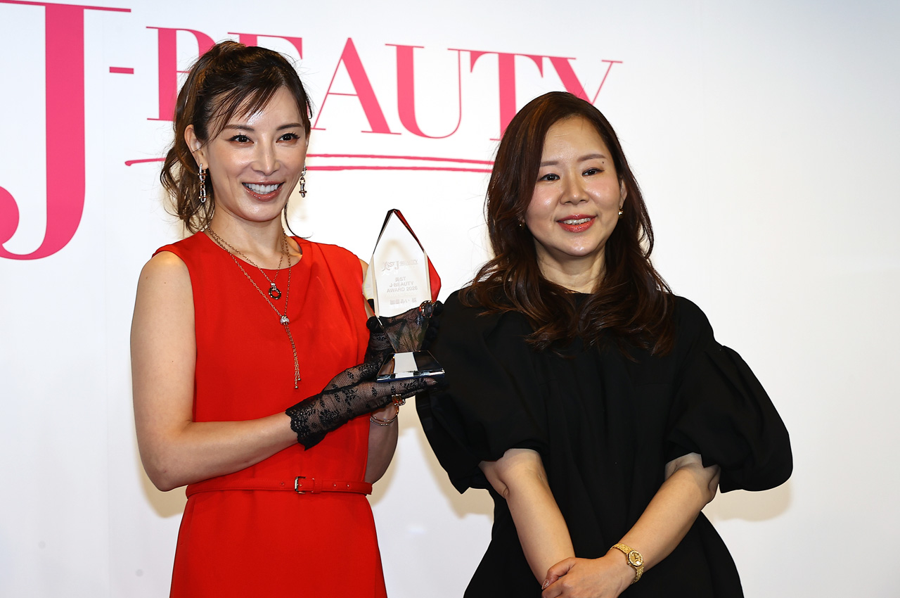 加藤あい『美ST J-BEAUTY AWARD』受賞!「丁寧なスキンケア」心がけ1